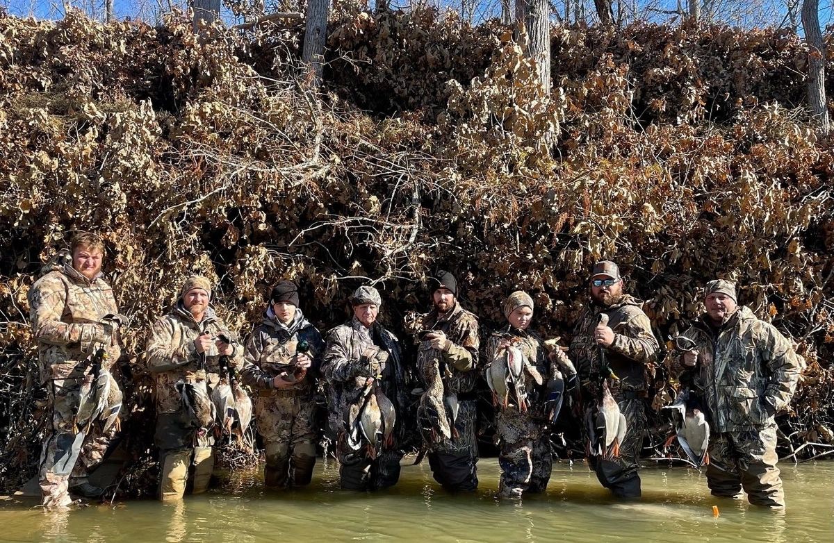 Duck hunting action