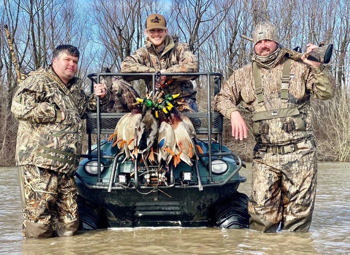 Timber duck hunt