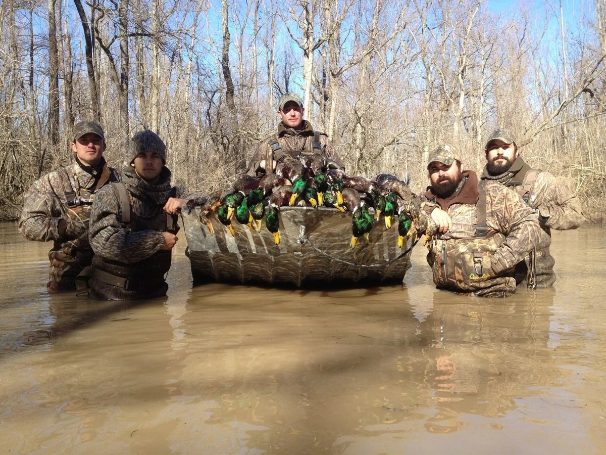 Duck blind action